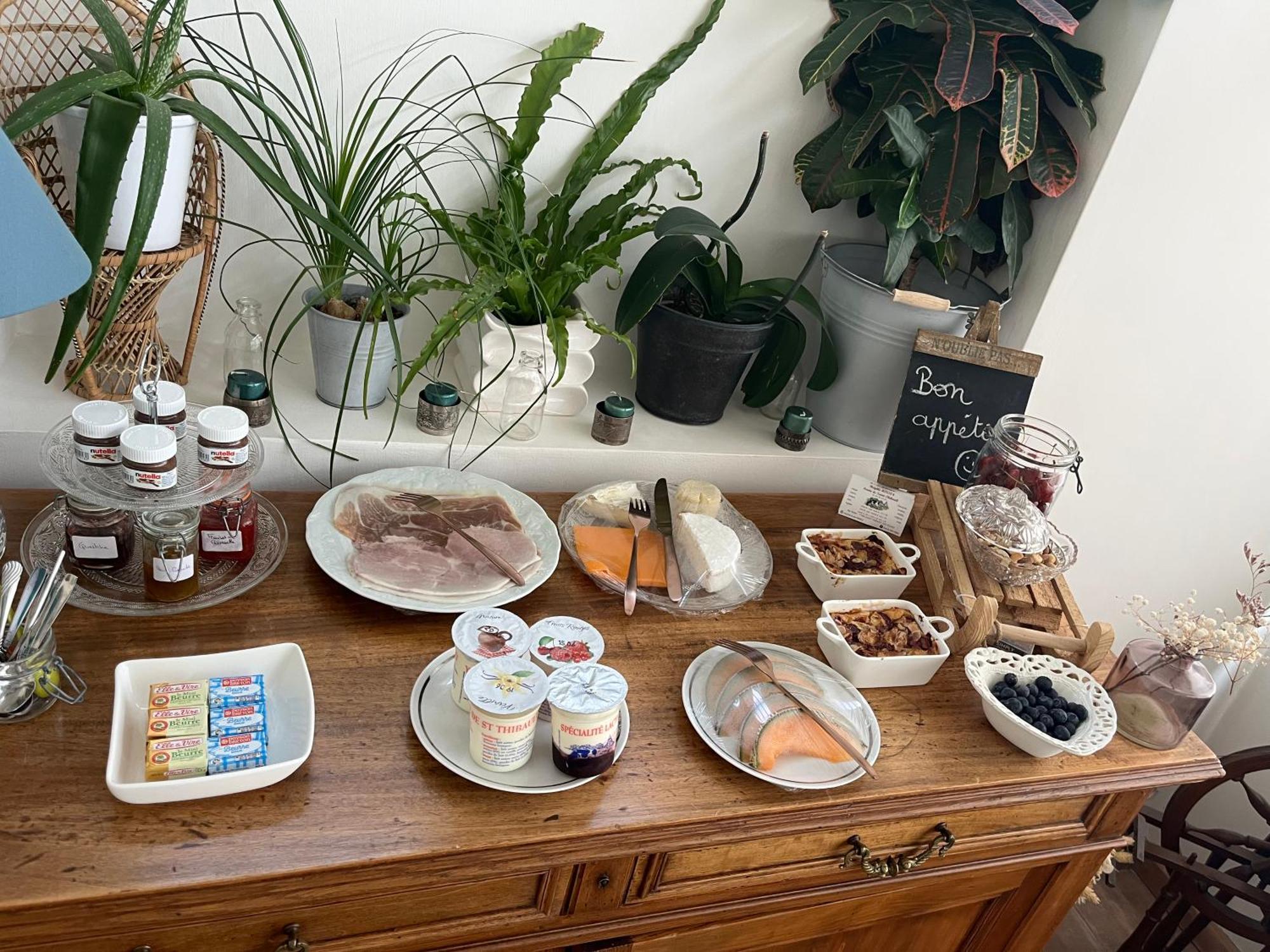 Guest house Le Prieure De Thibault Saint-Thibault-des-Vignes