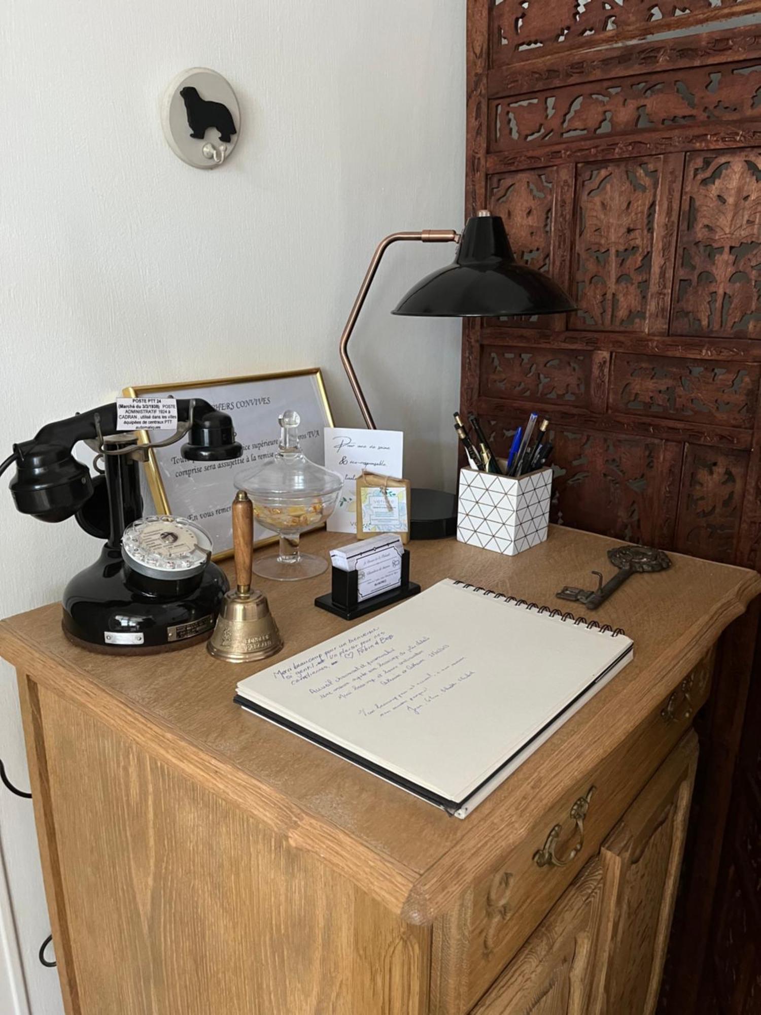 Le Prieure De Thibault Guest house Saint-Thibault-des-Vignes